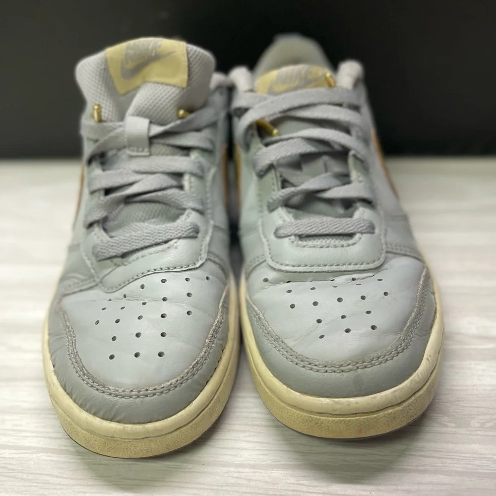 Nike step up