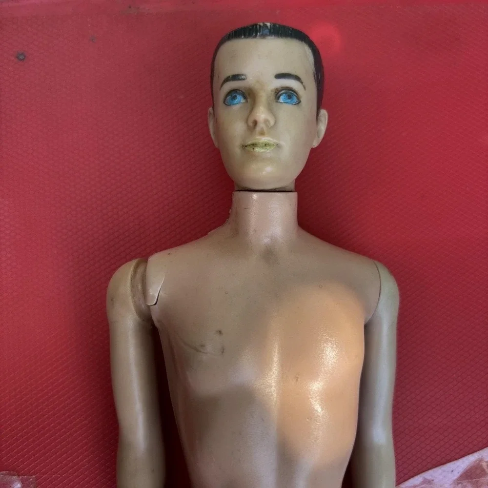 Vintage 1962 Mattel Painted Hair Ken Doll #0750 Brunette Straight Leg Great Face