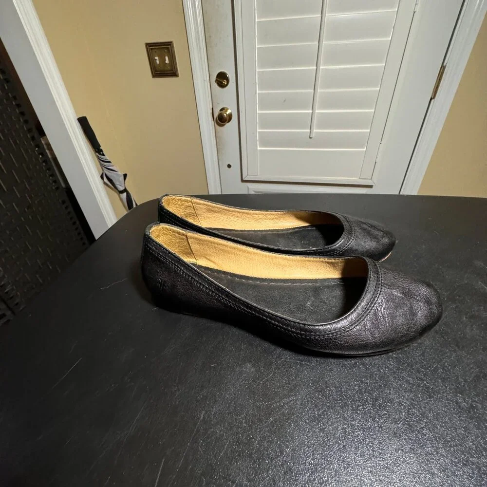 Frye Carson ballet flats black size 6.5