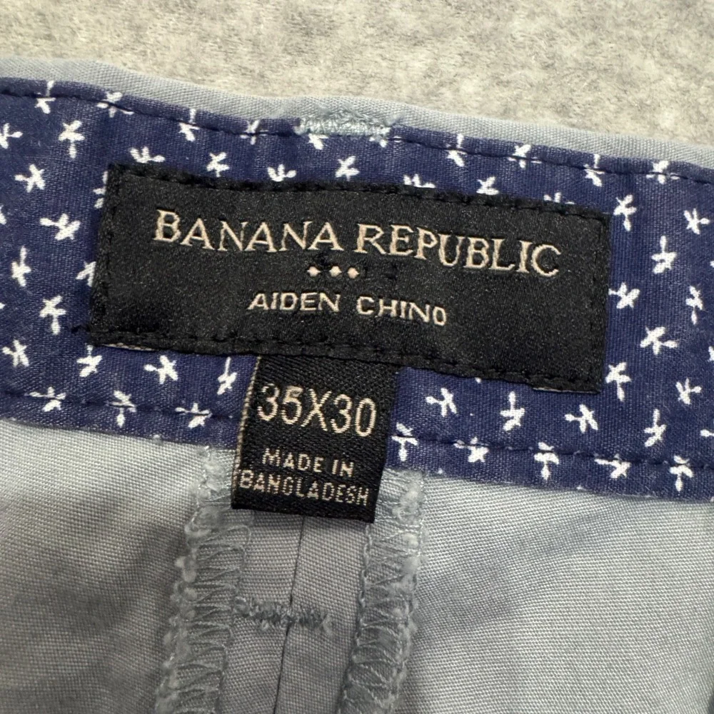 Banana Republic keywords preppy
