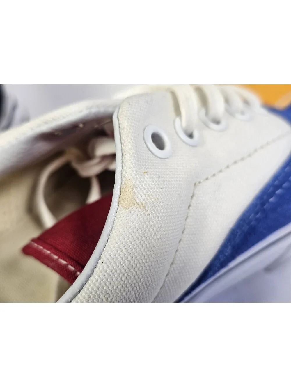 Vans unique slip