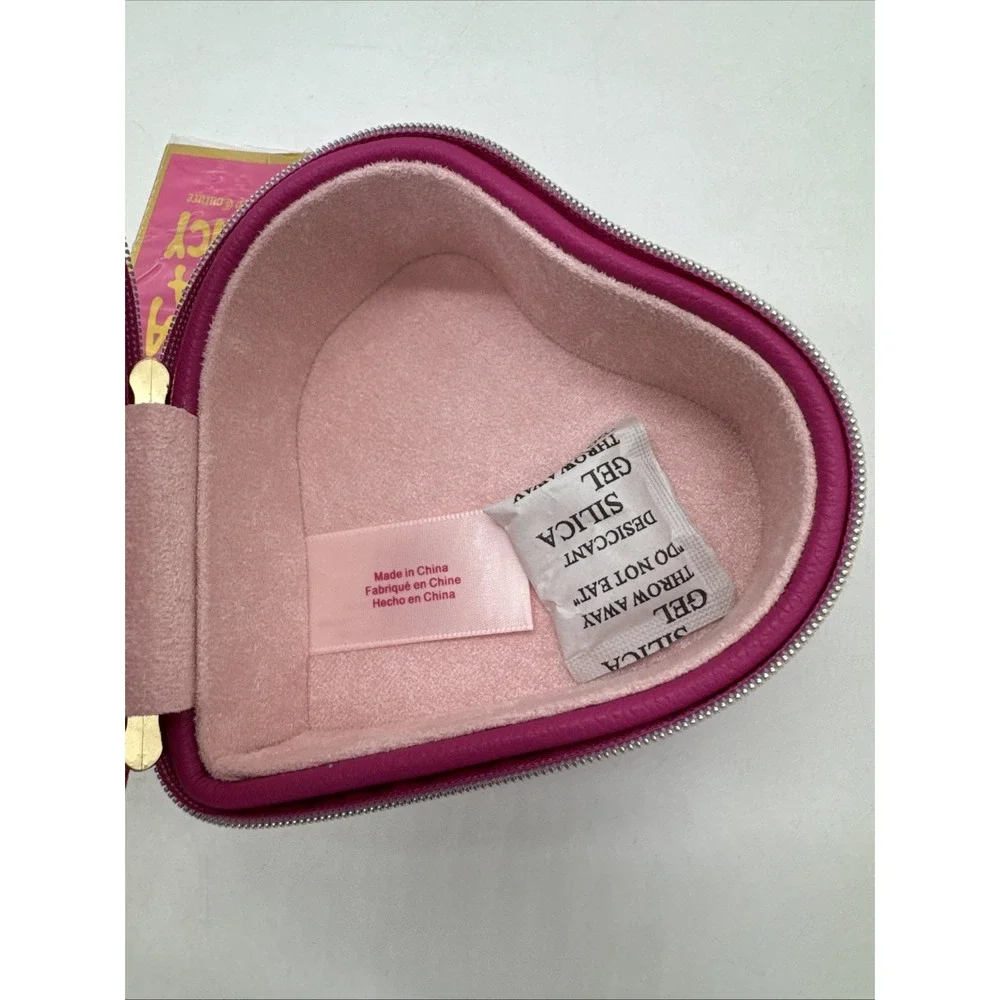 Juicy Couture NWT Pink Heart Zip Case For Jewelry‎