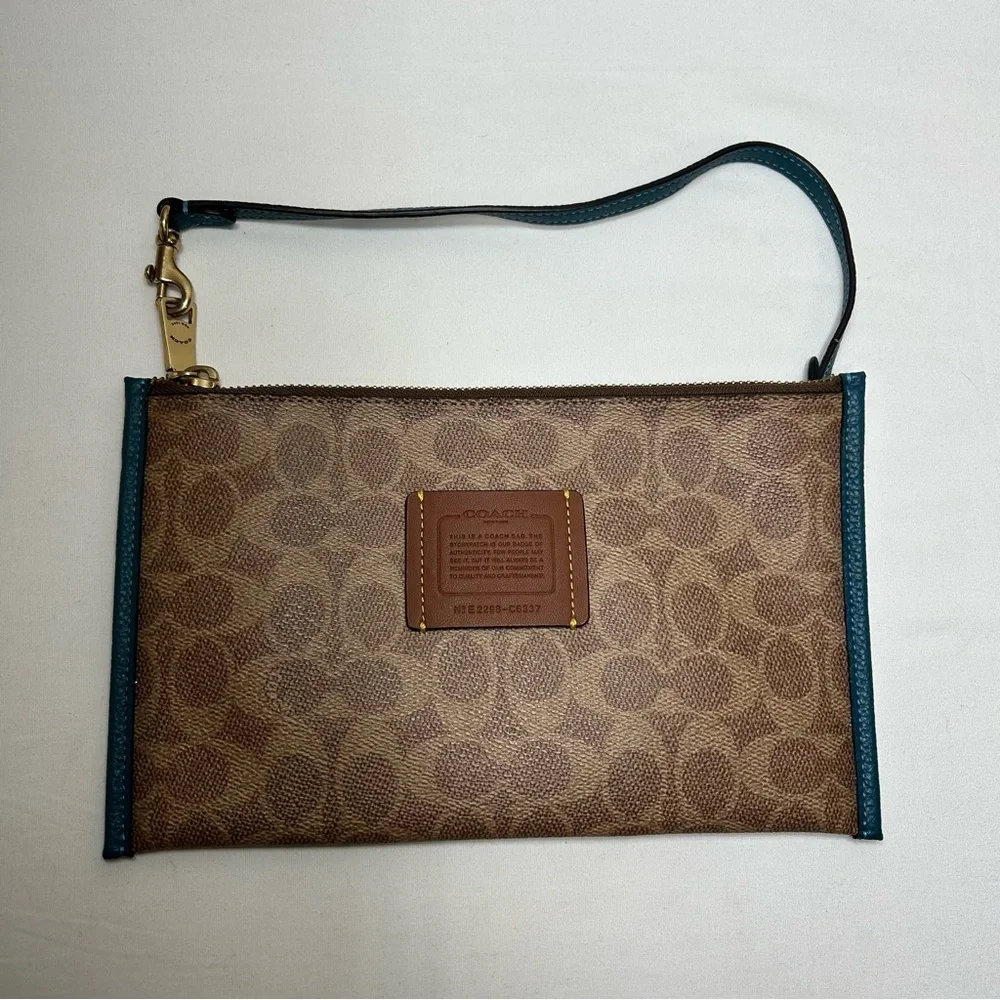 Coach ❤️ excellent