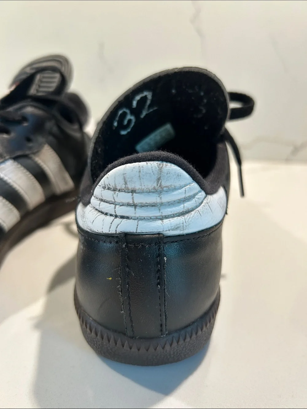 adidas iconic samba