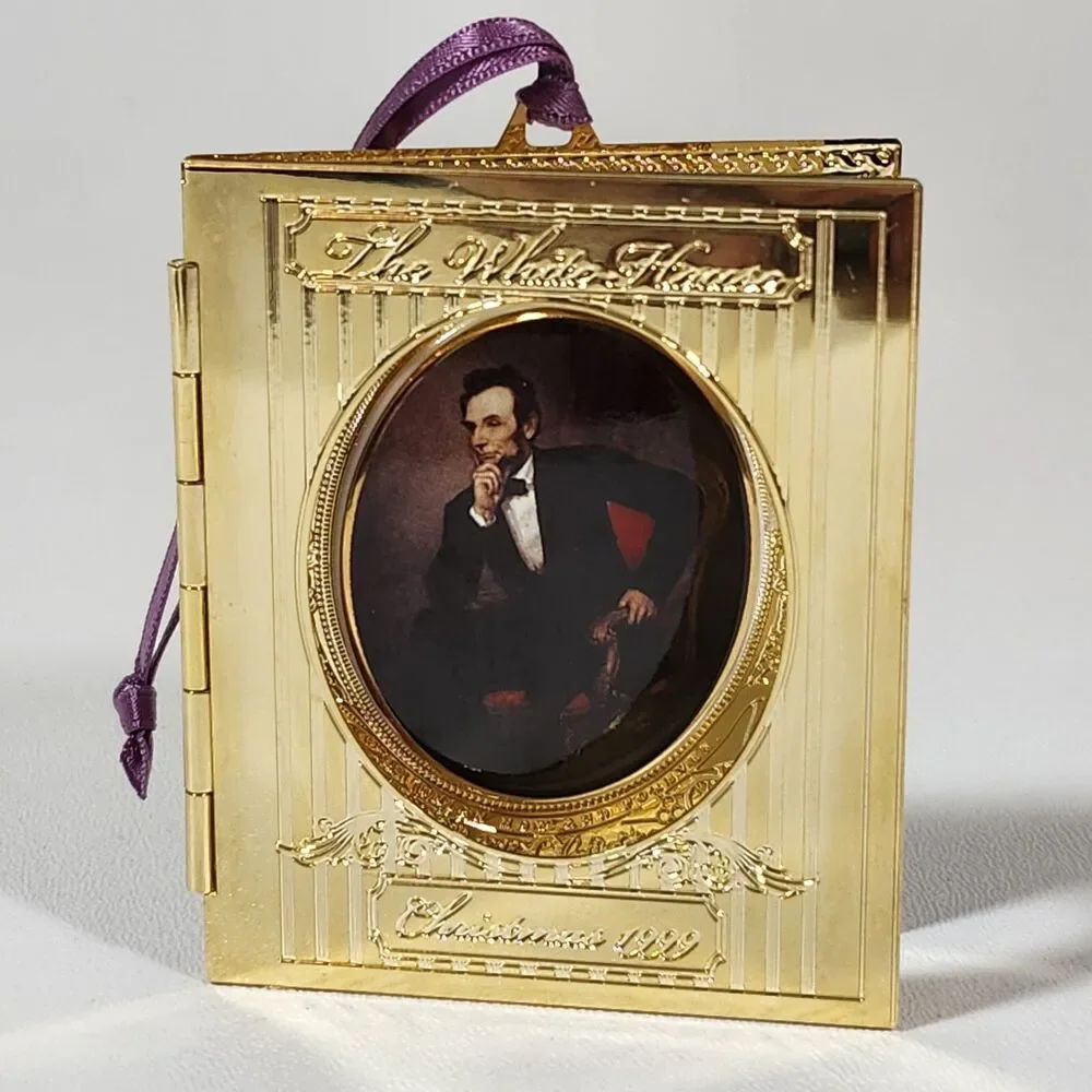 The White House Historical Association 1999 Christmas Ornament Abraham Lincoln