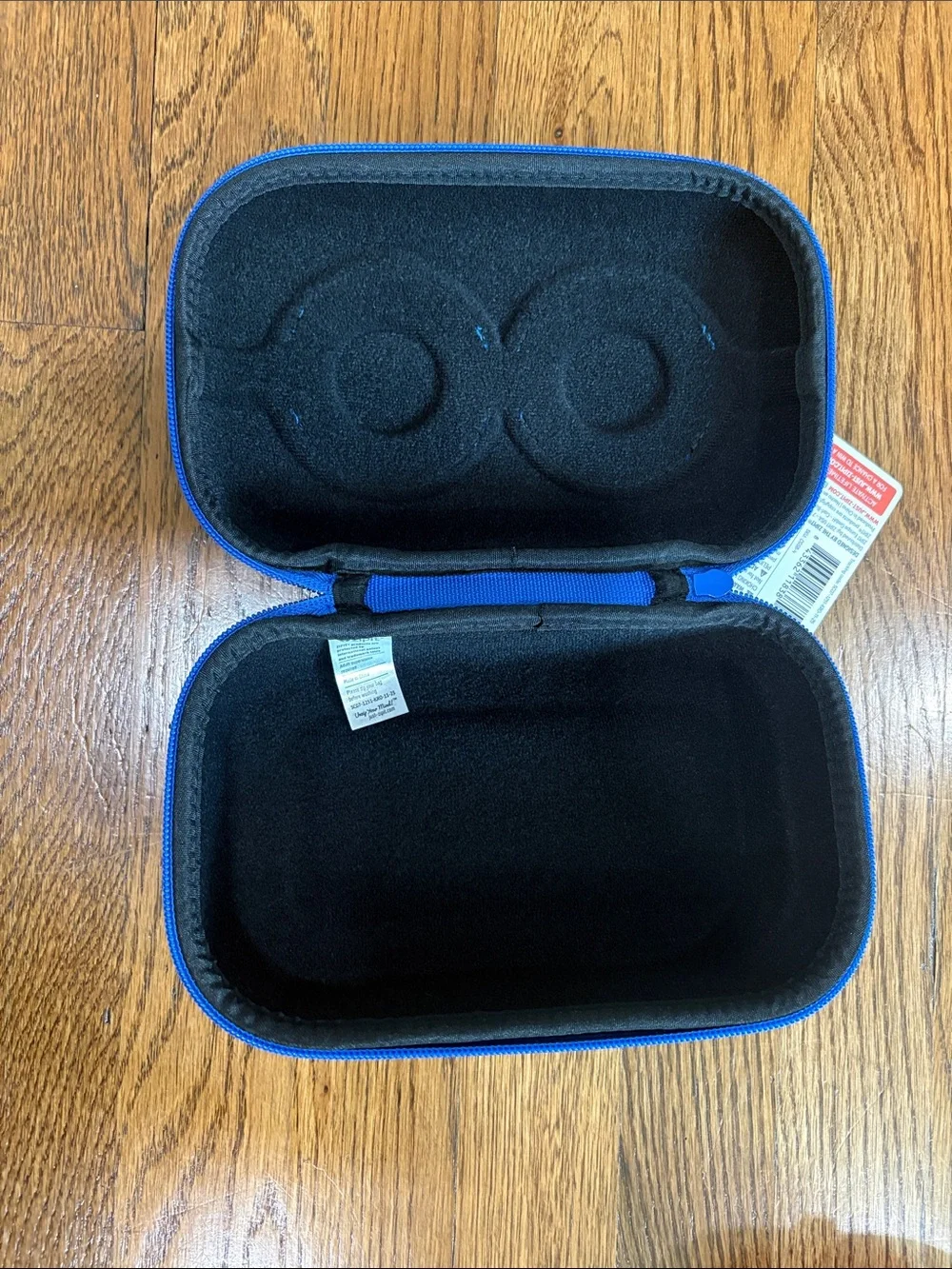 Zipit Kids Gray Pencil Case with Blue-Green Pop-It Goggles